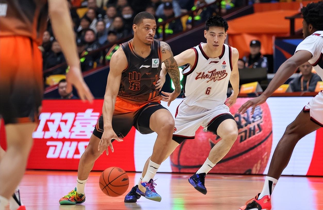 爆了！爆了！文班5年3亿！福克斯离队去尼克斯庆祝！